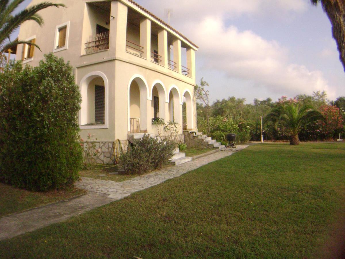Irini Apartments And Studios Kávos Dış mekan fotoğraf