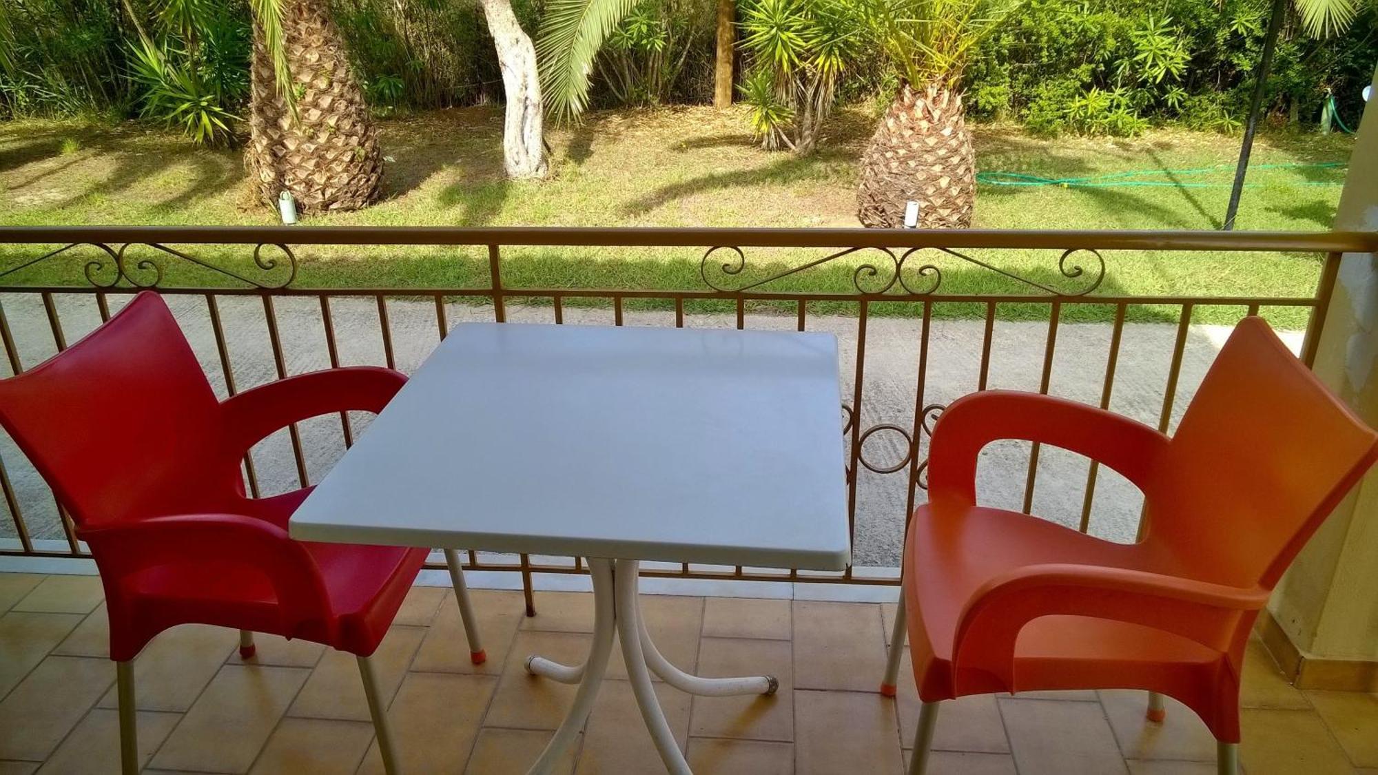Irini Apartments And Studios Kávos Dış mekan fotoğraf